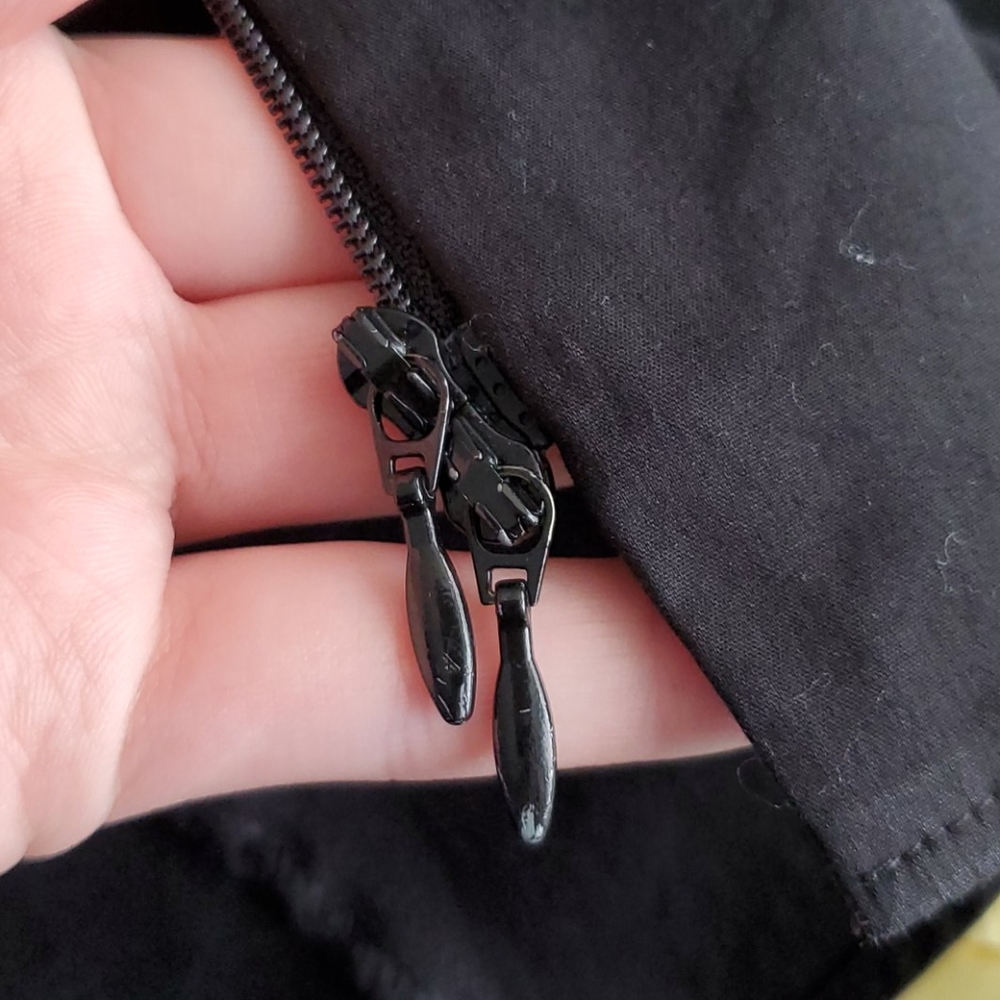 Black jacket - Picture 5 of 5